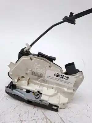 Автозапчасти б/у замок задней левой двери за volkswagen tiguan (5n1) sport ссылки oem iam 5n0839015g  