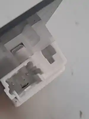 Peça sobressalente para automóvel em segunda mão luz interior por renault clio v intens referências oem iam 264868105r  