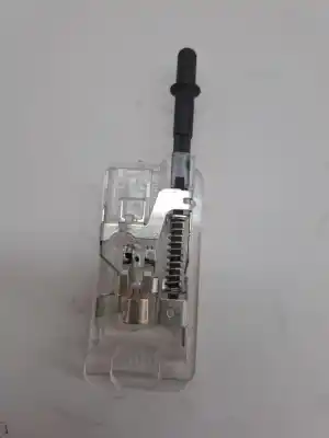 Second-hand car spare part interior light for renault clio v intens oem iam references 264759172r  
