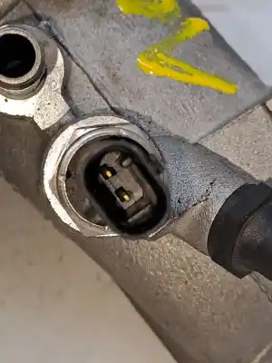 Автозапчасти б/у бабочка коробка за skoda superb combi (3t5) active ссылки oem iam 04l128637a  