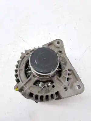 Second-hand car spare part alternator for renault clio iii 1.5 dci diesel oem iam references 8200660033  