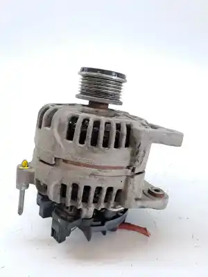 Second-hand car spare part alternator for renault clio iii 1.5 dci diesel oem iam references 8200660033  