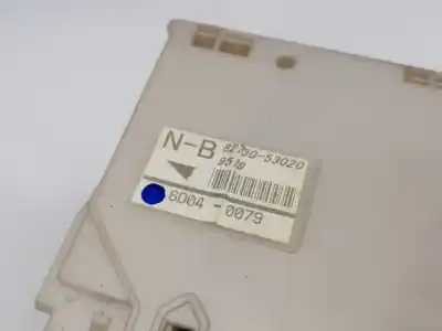 Second-hand car spare part fuse box unit for lexus is 200 (ds2/is2) d-cat oem iam references 8273053020  
