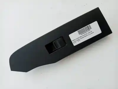 Pièce détachée automobile d'occasion Commande De Lève Vitre Avant Droit pour TOYOTA AURIS TOURING SPORTS (E18) Active Références OEM IAM 848100D030  192801