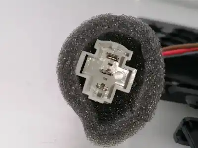 Автозапчастина б/у попільничка для audi a4 avant (8e) a4 avant 8e посилання на oem iam 8k0857965de  