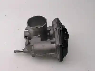 İkinci el araba yedek parçası KELEBEK KUTUSU için TOYOTA YARIS (NCP1/NLP1/SCP1)  OEM IAM referansları 2203047040  