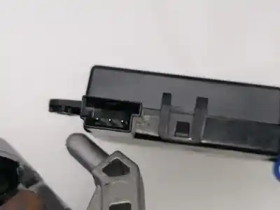 Автозапчастина б/у протикрадійний пристрій для opel corsa e 1.3 16v cdti посилання на oem iam 13496392  84165727