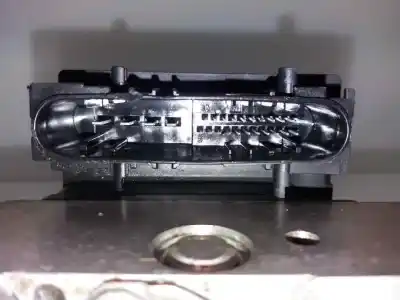 Pezzo di ricambio per auto di seconda mano abs per opel corsa 3 c 1.3 cdti 70ch manual riferimenti oem iam 0265800303 0265231306 24469609