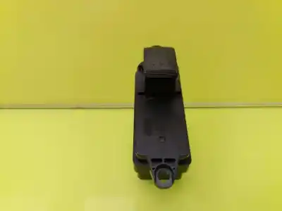 Second-hand car spare part right front power window switch for mazda 6 berlina (gg) 2.0 active oem iam references gs1d66370  