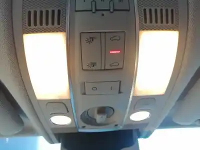 Автозапчасти б/у внутренний свет за audi q7 (4l) 4l/xbunq1 ссылки oem iam 4l0947135m  4f0951177