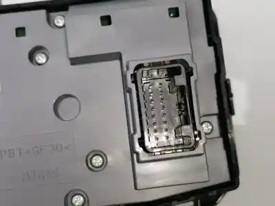 Second-hand car spare part multifunction switch for mazda 6 berlina (gg) 2.0 active oem iam references gkl166cm0b  