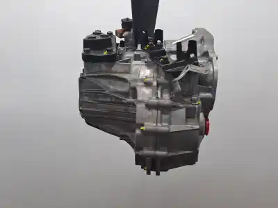 Second-hand car spare part gearbox for ssangyong tivoli * oem iam references 3102035001  