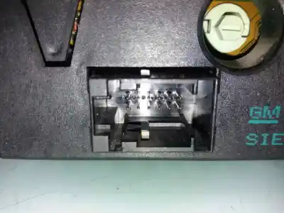 Pezzo di ricambio per auto di seconda mano display multifunzione per opel corsa 3 c 1.3 cdti 70ch manual riferimenti oem iam 009164455  