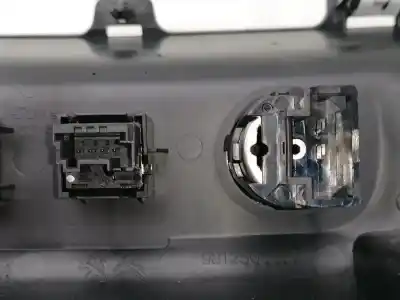 Pezzo di ricambio per auto di seconda mano modanatura per citroen c3 picasso (sh_) 1.6 hdi 115 riferimenti oem iam 9812508977  