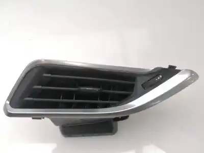 Pièce détachée automobile d'occasion GRILLE D'AÉRATION pour PEUGEOT 208  Références OEM IAM 9673131677  