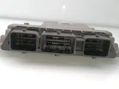 Recambio de automóvil de segunda mano de centralita motor uce para renault megane ii sedán (lm0/1_) 1.9 dci (lm0g lm1g lm2c) referencias oem iam 8200310863 8200370779 0281011549