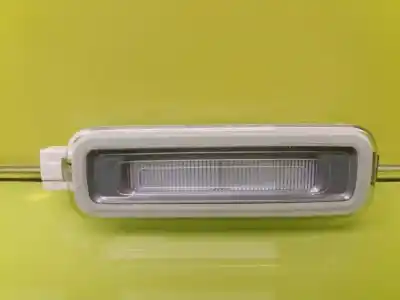 İkinci el araba yedek parçası IÇ ISIK için AUDI A4 BERLINA (8E)  OEM IAM referansları 4M0947105  