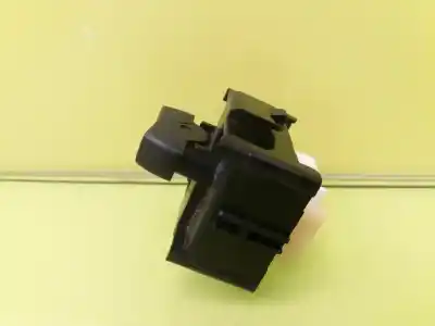 Second-hand car spare part switch for lexus is 200 (ds2/is2) d-cat oem iam references 8493030070  