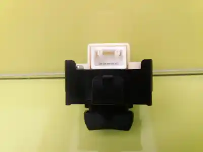 Second-hand car spare part switch for lexus is 200 (ds2/is2) d-cat oem iam references 8493030070  