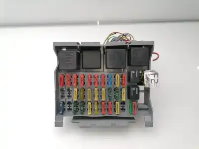 Gebrauchtes Autoersatzteil RELAIS SICHERUNGSKASTEN Multifunktionsrelais zum OPEL SENATOR B  OEM-IAM-Referenzen 90378768  90443321