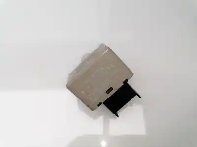 Second-hand car spare part electronic module for lexus is 200 (ds2/is2) d-cat oem iam references 8198030170