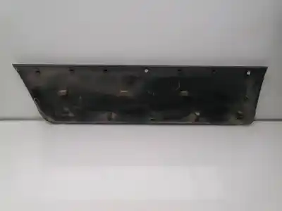 Pezzo di ricambio per auto di seconda mano modanatura per suzuki jimny sn (fj) 1.3 16v cat riferimenti oem iam 7766181a00  