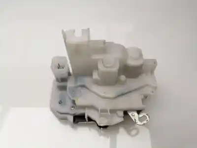 Автозапчастина б/у замок передній праві двері для fiat fiorino 1.3 16v jtd cat посилання на oem iam 1379535080  