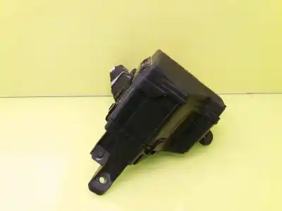 Second-hand car spare part fuse box unit for toyota yaris (ksp9/scp9/nlp9) 1.0 vvt-i oem iam references 826620d100  
