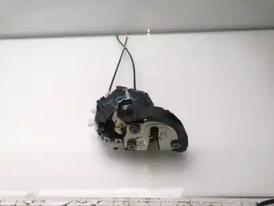 Автозапчасти б/у замок задней левой двери за TOYOTA YARIS (NCP1/NLP1/SCP1) 1.5 TS 106 CV / 78 KW ссылки OEM IAM 690600D310  