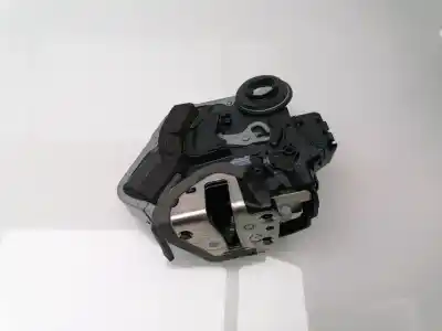 Second-hand car spare part rear left door lock for lexus is 200 (ds2/is2) d-cat oem iam references 6906053040
