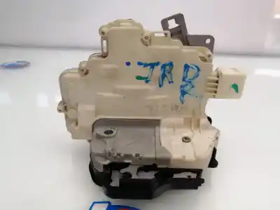 Pezzo di ricambio per auto di seconda mano serratura porta posteriore destra per audi a3 (8p) 2.0 tdi ambiente riferimenti oem iam 4f0839016  