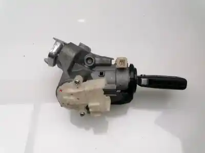 Pezzo di ricambio per auto di seconda mano Dispositivo Antifurto per TOYOTA AVENSIS (T27) Advance Riferimenti OEM IAM 8978305030  