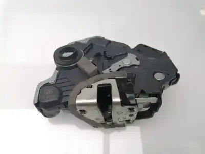 Second-hand car spare part left front door lock for lexus is 200 (ds2/is2) d-cat oem iam references 6904060220