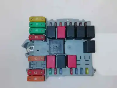Recambio de automóvil de segunda mano de CAJA RELES / FUSIBLES para FIAT BRAVO (182)  referencias OEM IAM 51790930 0051790930057657 57657