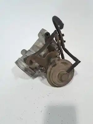 Автозапчастина б/у коробка метелика для FORD TRANSIT, COMBI/BUS 86/92 2.5 Diesel Посилання на OEM IAM 6662616  924F9224DA