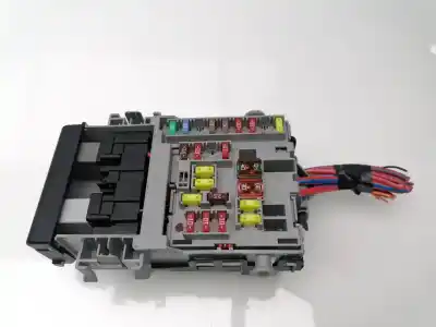 Second-hand car spare part fuse box unit for opel astra j lim. 1.6 16v cat oem iam references 13222786