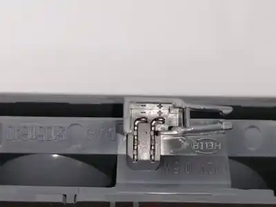 Pezzo di ricambio per auto di seconda mano lampada posteriore centrale per opel corsa e 1.3 16v cdti riferimenti oem iam 13188045  