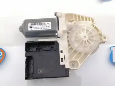 Second-hand car spare part  for SEAT LEON (5F1)  OEM IAM references 3C8959702Z03  1T0959702AB