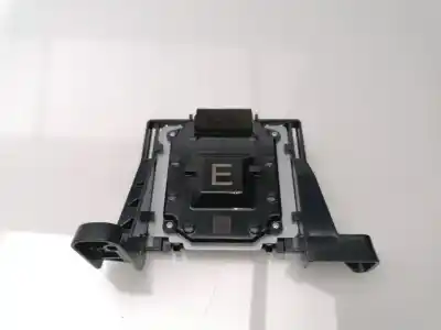 Pièce détachée automobile d'occasion module électronique pour toyota c-hr hybrid active références oem iam 8686210010