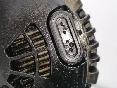 Second-hand car spare part alternator for ssangyong rodius xdi oem iam references a1621543802  