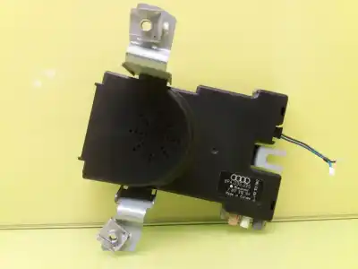 Pezzo di ricambio per auto di seconda mano  per AUDI A3 (8P)  Riferimenti OEM IAM 8P4035225  7617310104