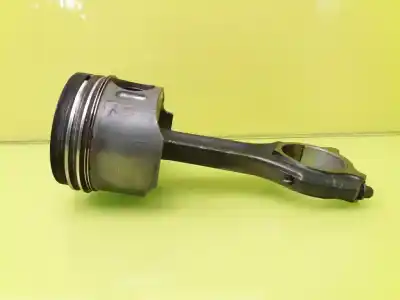 Pièce détachée automobile d'occasion PISTON pour MERCEDES-BENZ CLASE C (W203) BERLINA  Références OEM IAM 6110365 A6110300320 A6110300717