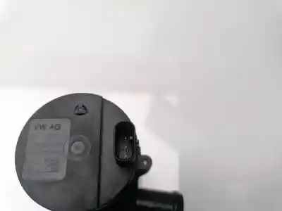 Автозапчастина б/у водяна бомба для audi q2 (gab) design edition посилання на oem iam 5q0965567  