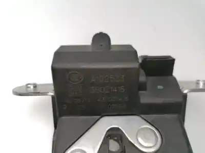 Second-hand car spare part trunk lock for opel corsa e 1.3 16v cdti oem iam references 39021416  