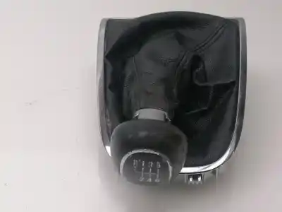 Second-hand car spare part gear lever trim for opel astra j (p10) 1.7 cdti (68) oem iam references 55599856
