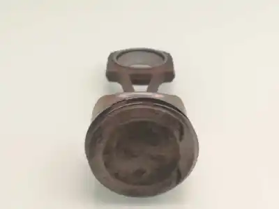 Pezzo di ricambio per auto di seconda mano pistone per opel corsa c 1.0 12v cat (z 10 xe / lw3) riferimenti oem iam 55588065  