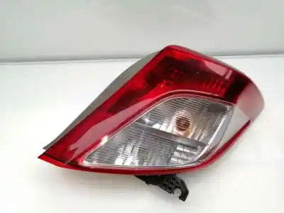 Автозапчастина б/у правий ліхтар для TOYOTA YARIS (KSP9/SCP9/NLP9) 1.0 VVT-i Посилання на OEM IAM 815510D370  