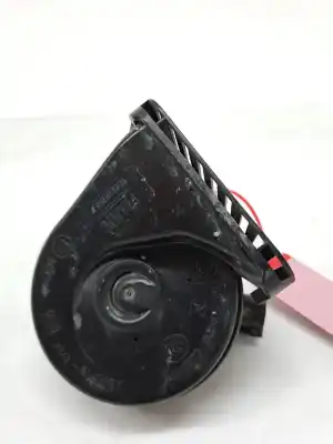 Pièce détachée automobile d'occasion KLAXON / SIGNAL SONORE pour OPEL CORSA D (S07)  Références OEM IAM 13489938  