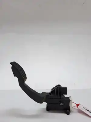 Peça sobressalente para automóvel em segunda mão Pedal Acelerador por OPEL CORSA D (S07) 1.4 (L08 L68) Referências OEM IAM 13305804  