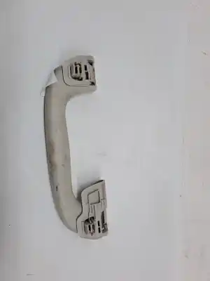 Gebrauchtes Autoersatzteil innerhalb des vorderen rechten griffs zum mazda cx-7 (er) 2.2 mzr-cd awd (er10a) oem-iam-referenzen d35169470a75  